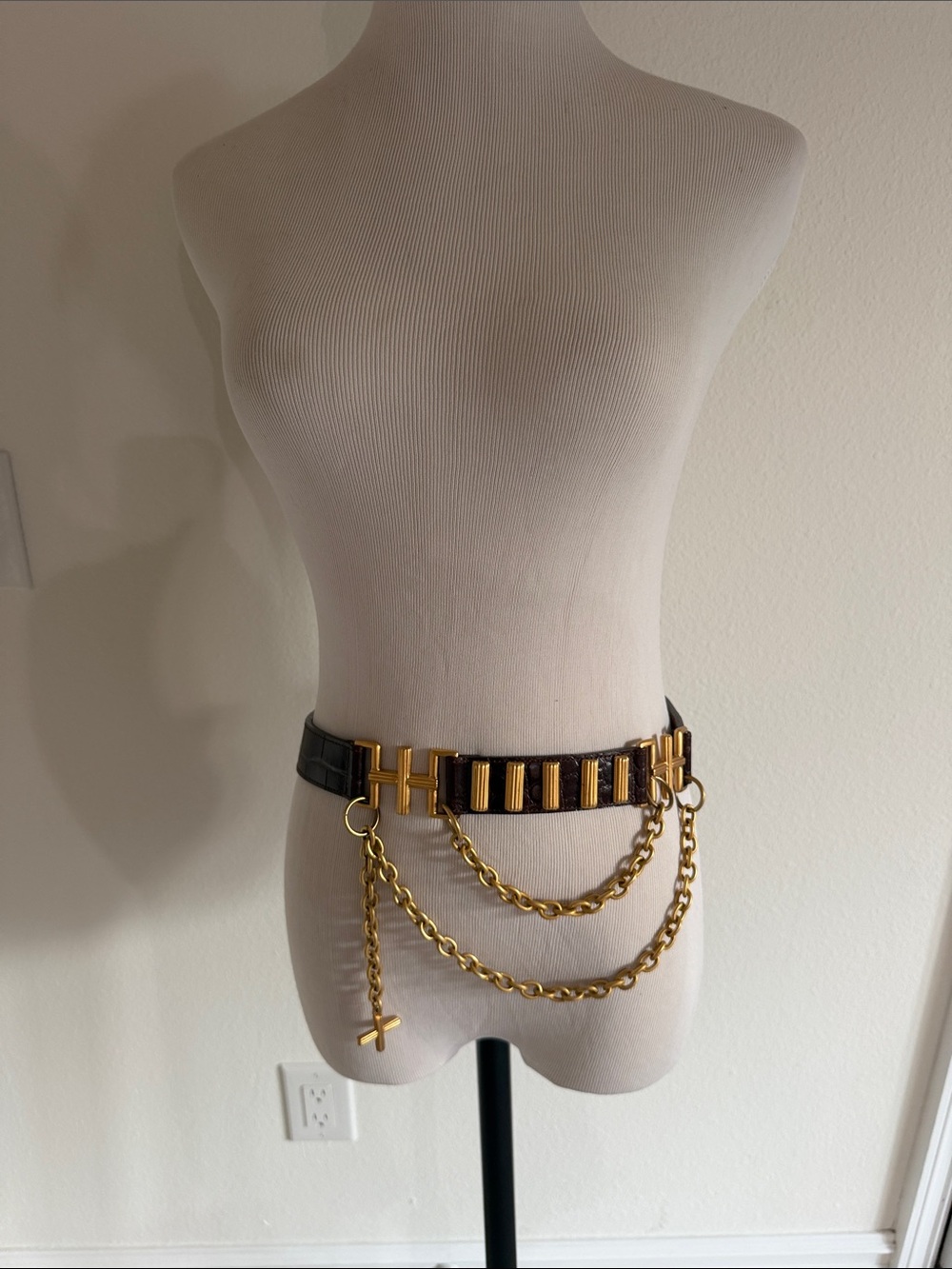 Vintage Black Belt with Gold Chain Drapes